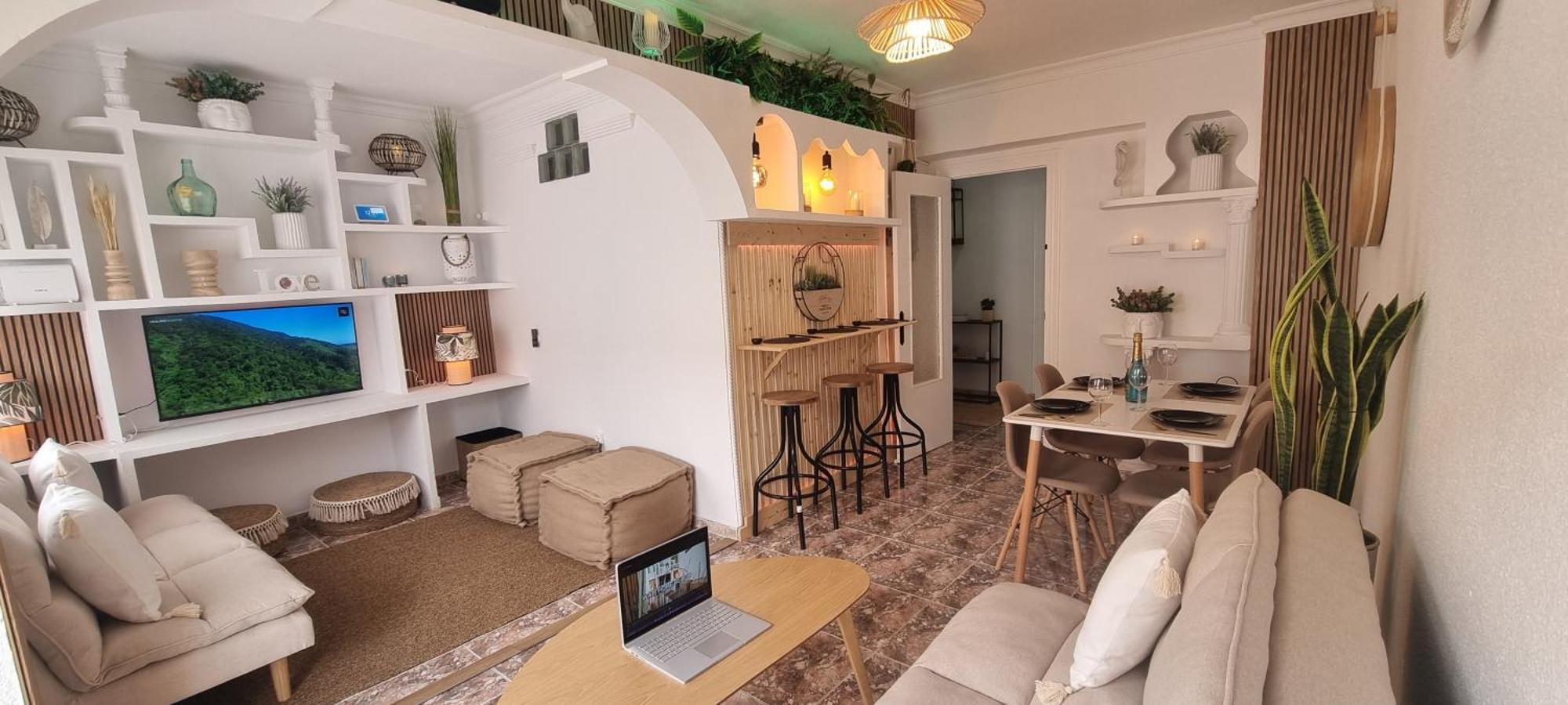 Wabi Beach Home - Frente Al Mar Con Aire Acondicionado อากีลัส ภายนอก รูปภาพ